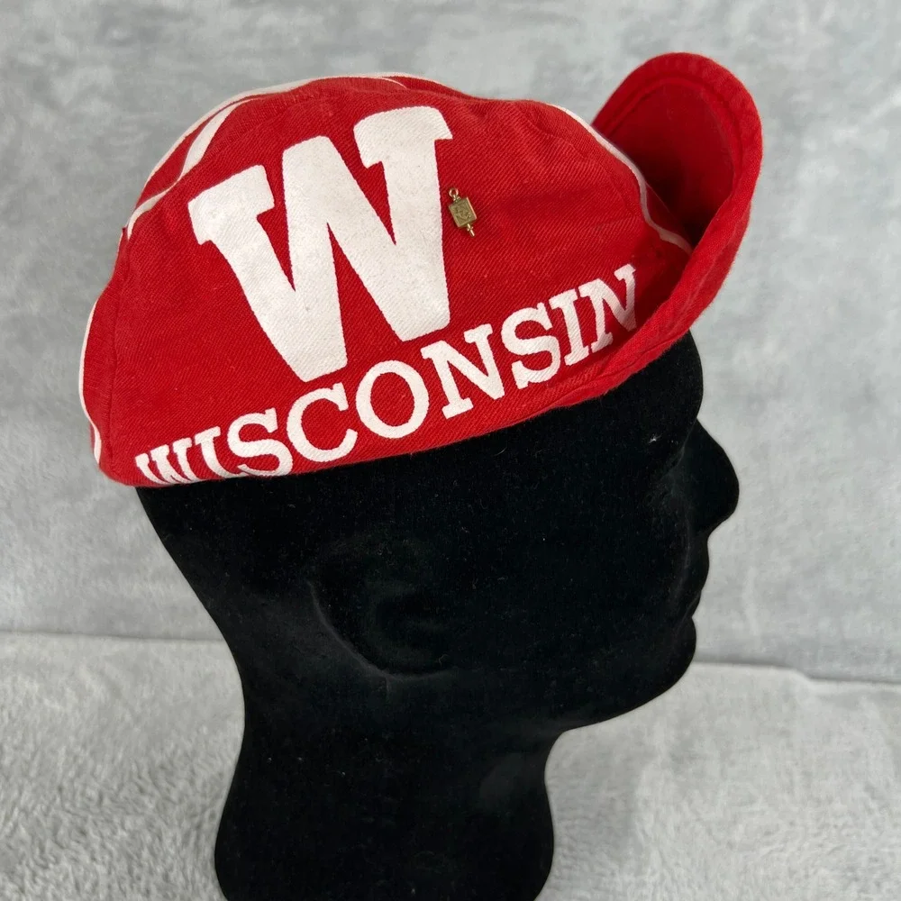 Vtg AOP Wisconsin Badgers Cycling Cap Red Bucky Badger NCAA Bike Hat Retro